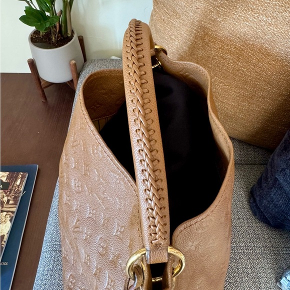 Louis Vuitton Artsy MM monogram empreinte - Picture 9 of 13